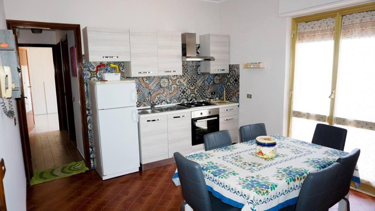Civico 177 Apartment Avola Bagian luar foto